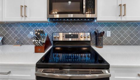 829 CALLISTA CAY LOOP