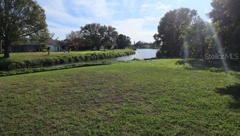 1324 Pinebrook