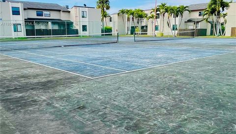 10211 Fontainebleau Blvd