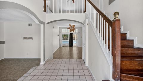 2727 RUNNING SPRINGS LOOP