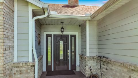 1205 War Eagle Blvd