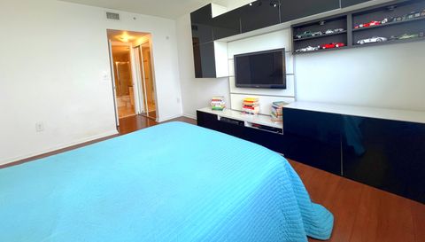 1625 KENNEDY CSWY North Bay Village