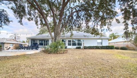 240 N Country Club Dr