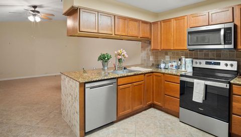 15437 Crystal Lake Dr