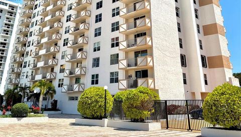 1865 S Ocean Dr