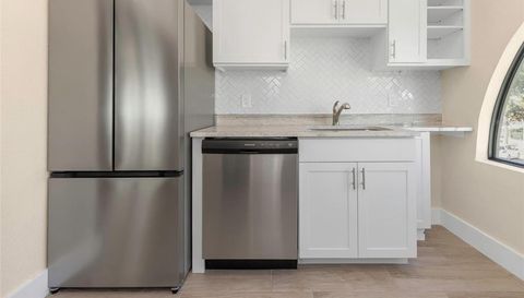 3000 BEACH BOULEVARD S