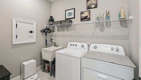 10004 Coral Shore Dr