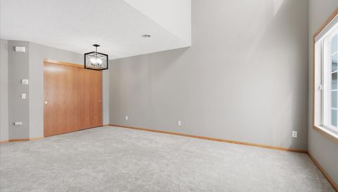 11462 Elmwood Avenue N