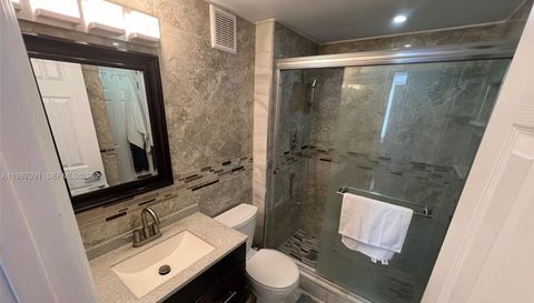 1301 Ne Miami Gardens Dr