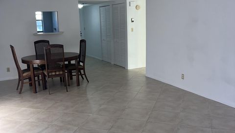 3250 NW 85th Ave APT 7