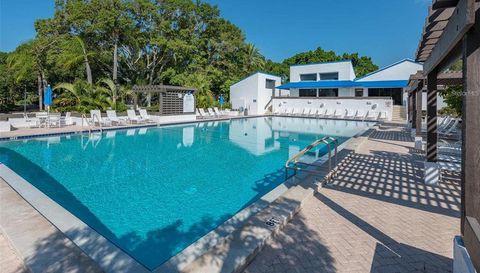 523 BAYPORT WAY