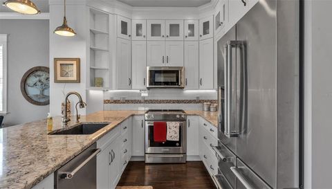 3272 FISH HAWK DRIVE