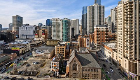 600 N Dearborn Street