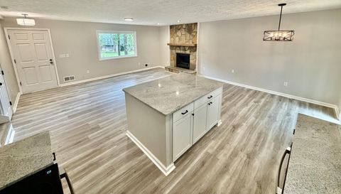 3904 Trade Wind Ct