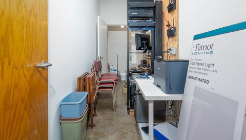 6571 N Avondale Avenue