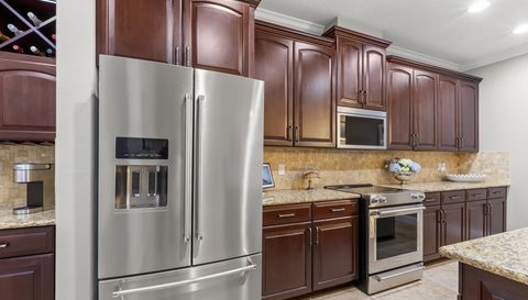 11732 Casa Lago Ln