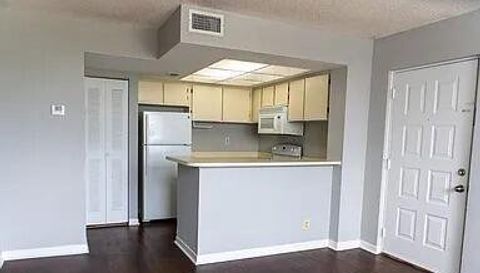 718 Executive Center Dr