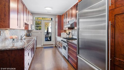 2222 W Armitage Avenue