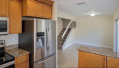 2741 FOXFIRE COURT