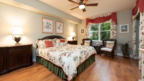 2000 Tarpon Bay Dr N,Naples