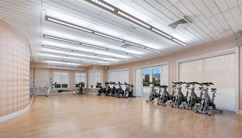 19900 W Country Club Dr