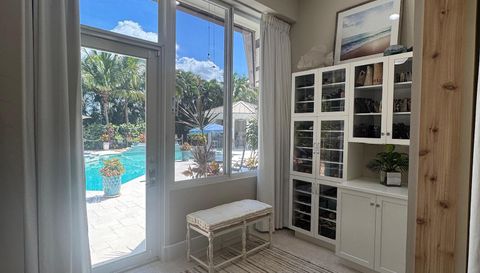 10196 Avenida Del Rio