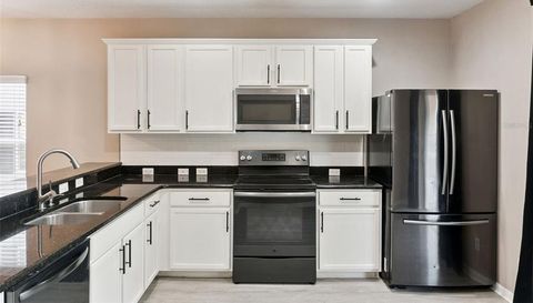 1030 BENDING OAK TRAIL