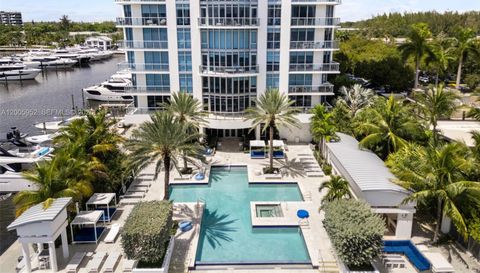 17301 Biscayne Blvd