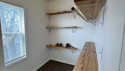 1748 N Austin Avenue