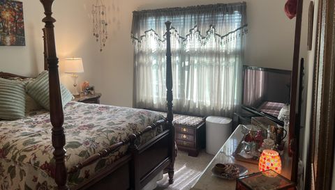 939 Remington Green Dr SE