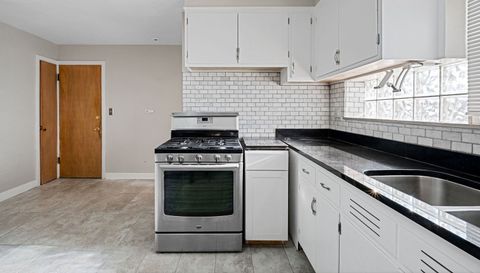 7303 N Kildare Avenue