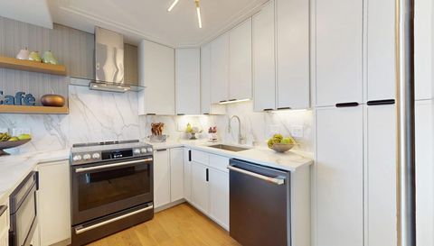 336 W Wellington Avenue