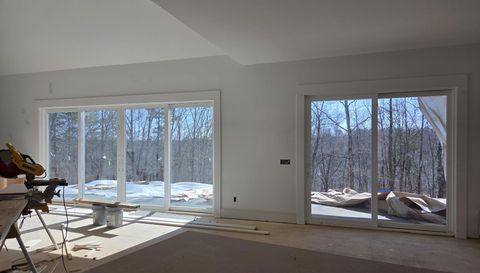 7048 Nichols Cove Dr