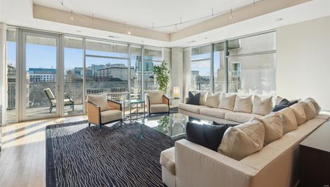 4545 Lindell Boulevard