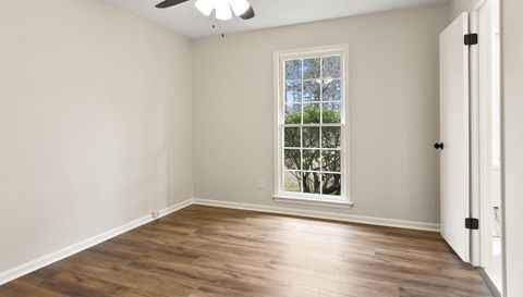 1148 Independence Dr