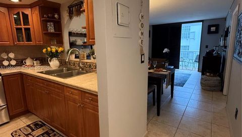 401 Ocean Dr