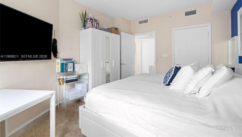 19900 W Country Club Dr