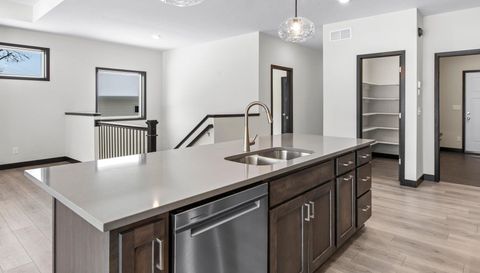 7440 Glengarry Place