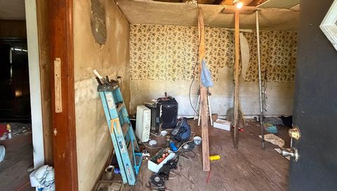111 W Mimosa Dr