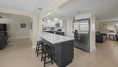 3837 Topsail Trail