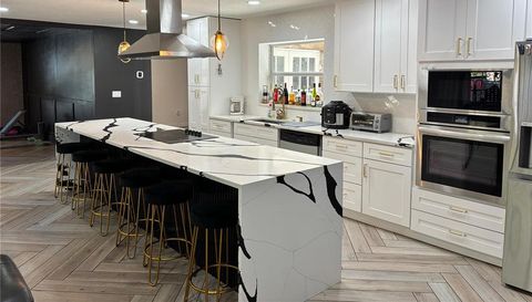 1800 GRANADA BOULEVARD