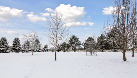 2728 Headland Court SW