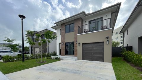 302 11th Ct