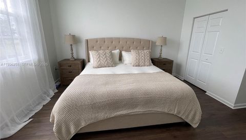 11720 Saint Andrews Pl