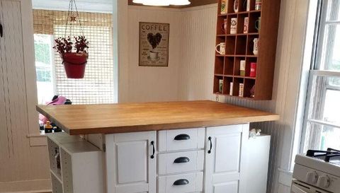 2536 Old Glenview Rd