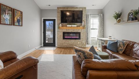 7 Prairie Trail