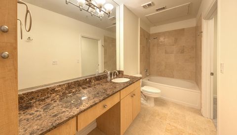 3225 Turtle Creek Blvd