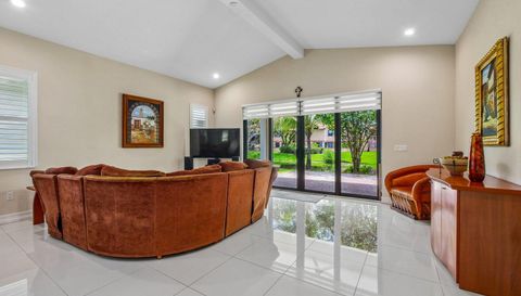 1053 SW 113th Way
