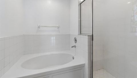 7643 WEEHAWKEN DRIVE