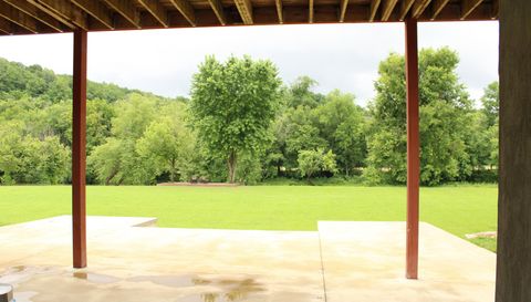 183 Big Buffalo Estates Cir